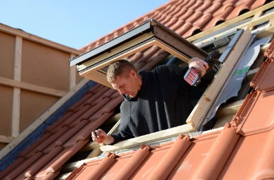 Pose de fenêtres de toit Velux à Saint-Amandin